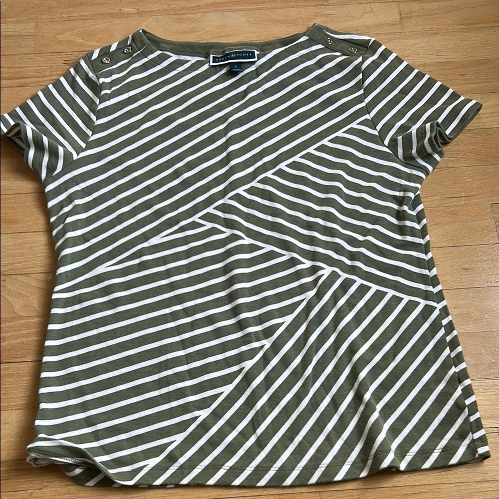 Banana Republic Black and White Asymmetrical Short Sleeve Tee